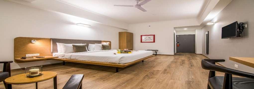 Oyo Townhouse 028 Corporate Suite Noida Quarto foto