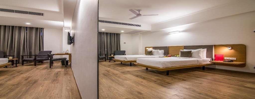 Oyo Townhouse 028 Corporate Suite Noida Quarto foto