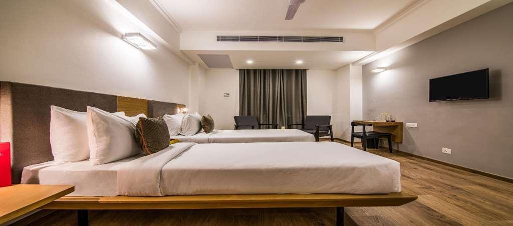 Oyo Townhouse 028 Corporate Suite Noida Quarto foto